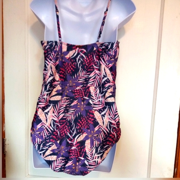 🛍️ BUNDLE ONLYNicole Miller Tropical Print One Piece Swimsuit - Purple a - Picture 3 of 5